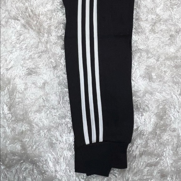 Brand New Adidas MULTI SPORT MULTI DEPORTE
black/white pant - Picture 2 of 9